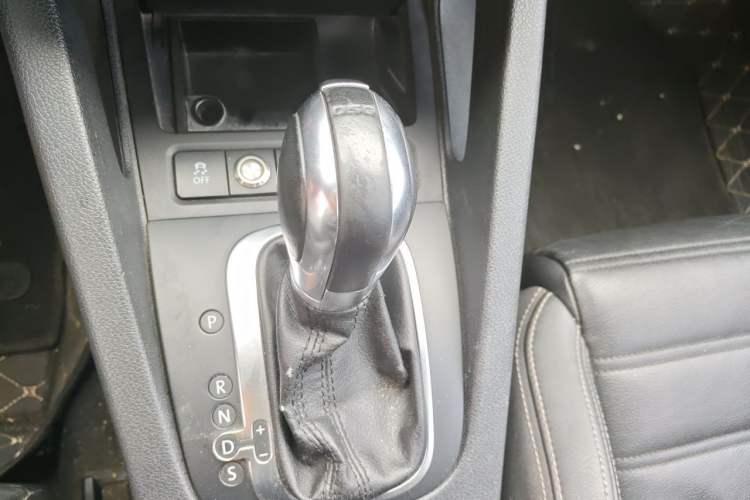Used Volkswagen Scirocco 2010 2.0 TSI Sport Edition Gear Lever