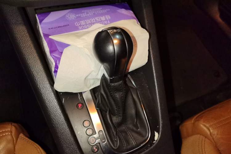 Used Volkswagen Scirocco 2010 2.0 TSI Luxury Edition Gear Lever