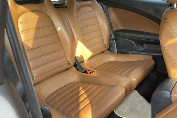 Used Volkswagen Scirocco 2010 2.0 TSI Luxury Edition Interior 10