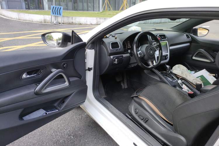 Used Volkswagen Scirocco 2010 2.0 TSI Luxury Edition Interior 3