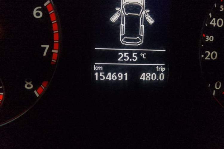 Used Volkswagen Scirocco 2010 2.0 TSI Luxury Edition Odometer Close Up