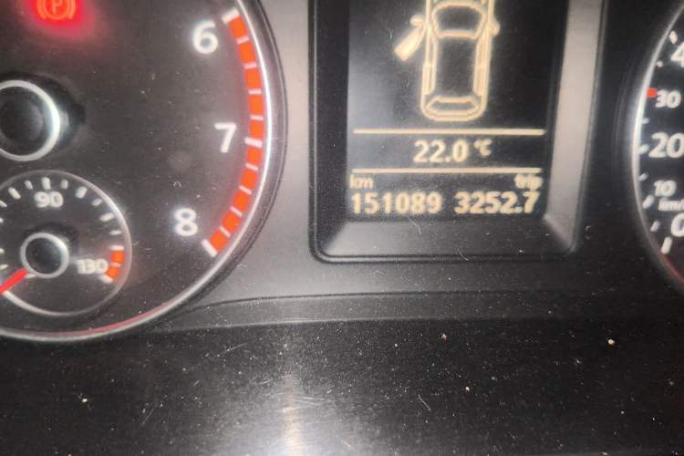 Used Volkswagen Scirocco 2010 2.0 TSI Luxury Edition Odometer Close Up