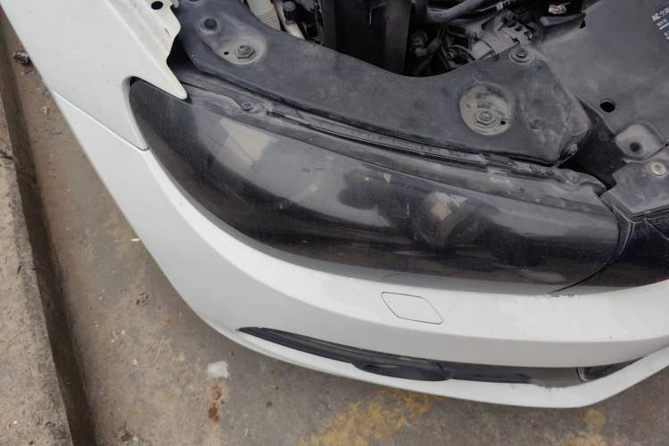 Used Volkswagen Scirocco 2010 2.0 TSI Sport Edition Right Front Headlight