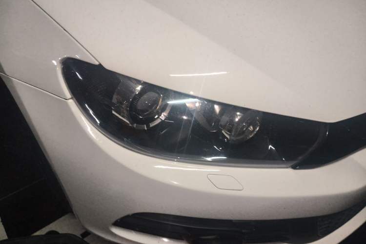 Used Volkswagen Scirocco 2010 2.0 TSI Luxury Edition Right Front Headlight