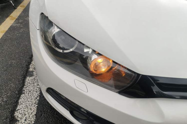 Used Volkswagen Scirocco 2010 2.0 TSI Luxury Edition Right Front Headlight