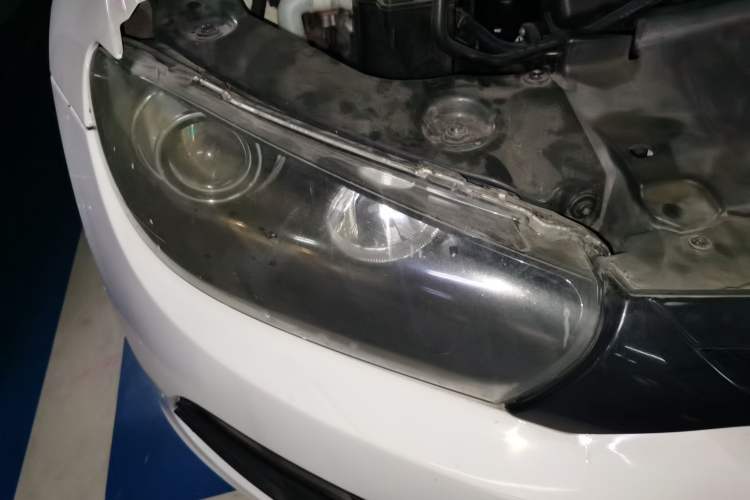 Used Volkswagen Scirocco 2010 2.0 TSI Sport Edition Right Front Headlight