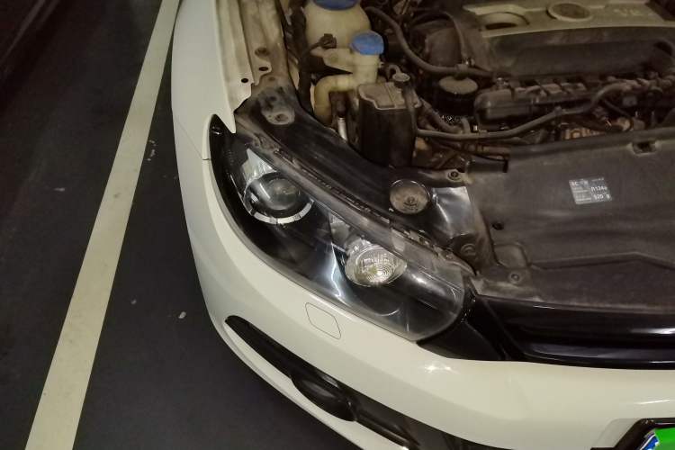 Used Volkswagen Scirocco 2010 2.0 TSI Luxury Edition Right Front Headlight