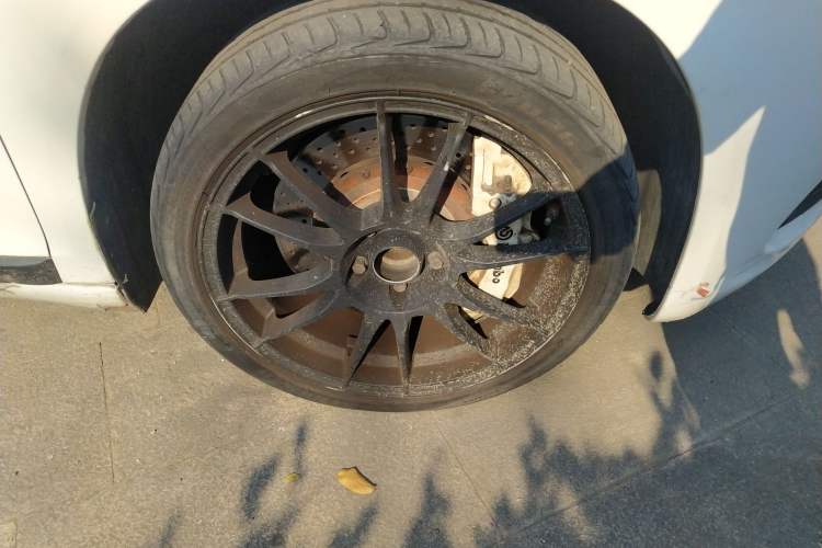 Used Volkswagen Scirocco 2010 2.0 TSI Luxury Edition Right Front Wheel Hub