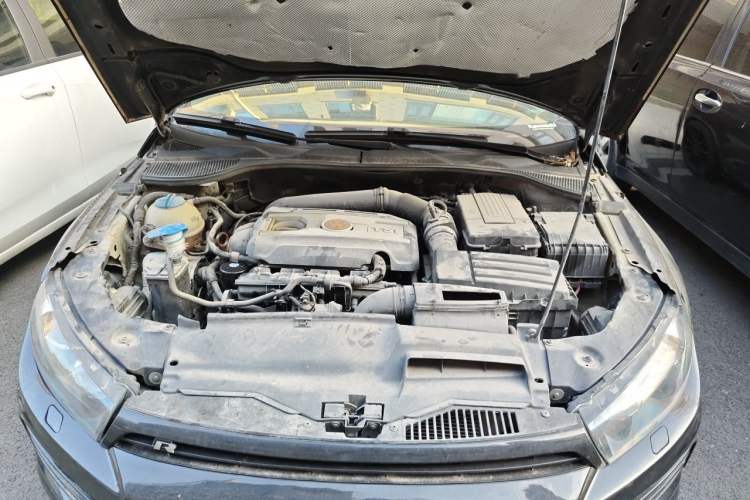 Used Volkswagen Scirocco 2011 2.0 TSI R-Line Engine Bay