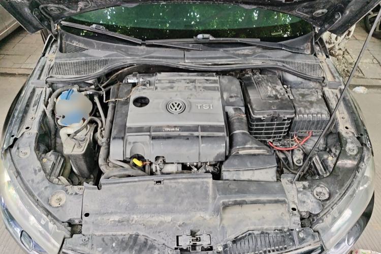 Used Volkswagen Scirocco 2011 R 2.0TSI Engine Bay