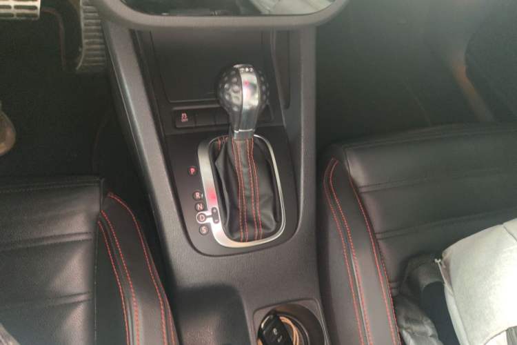 Used Volkswagen Scirocco 2011 2.0 TSI Luxury Edition Gear Lever