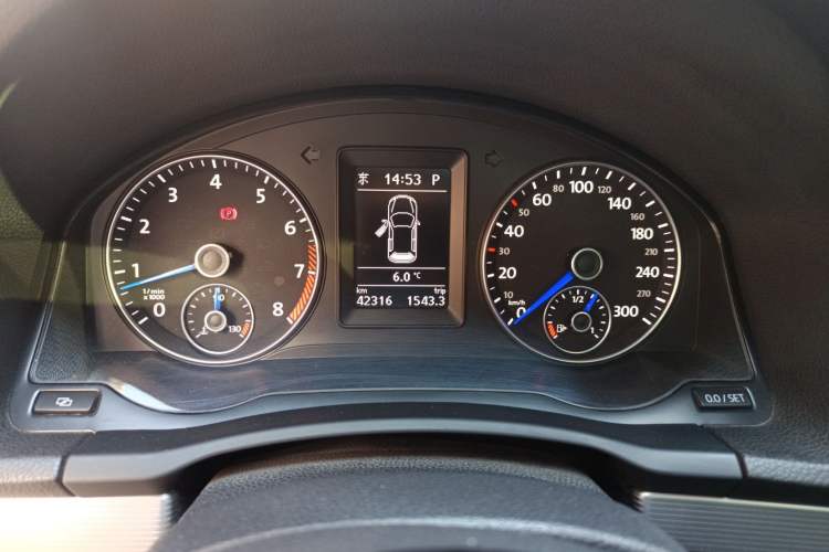 Used Volkswagen Scirocco 2011 R 2.0TSI Instrument Cluster