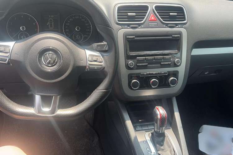 Used Volkswagen Scirocco 2011 1.4 TSI Comfort Edition Interior 3