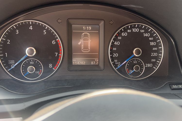 Used Volkswagen Scirocco 2011 1.4 TSI Comfort Edition Odometer Close Up