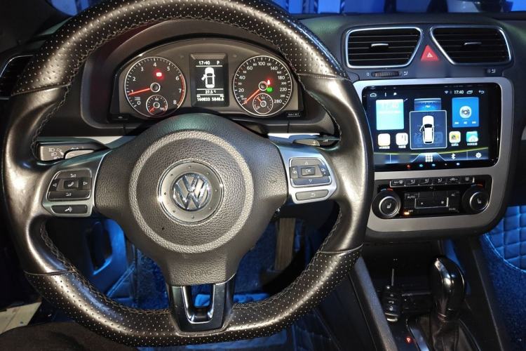 Used Volkswagen Scirocco 2011 2.0 TSI Luxury Edition Center Console