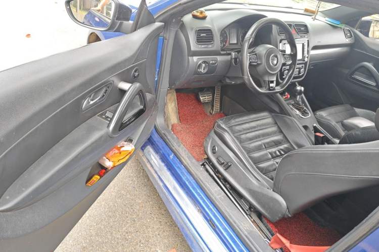 Used Volkswagen Scirocco 2011 R 2.0TSI Driver Seat