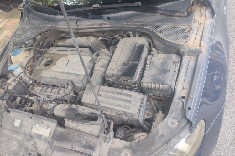 Used Volkswagen Scirocco 2011 2.0 TSI Luxury Edition Engine Bay Left