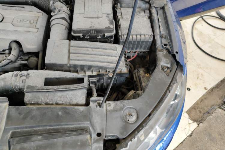 Used Volkswagen Scirocco 2011 2.0 TSI Luxury Edition Engine Bay Left