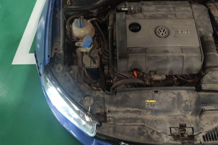 Used Volkswagen Scirocco 2011 R 2.0TSI Engine Bay Right