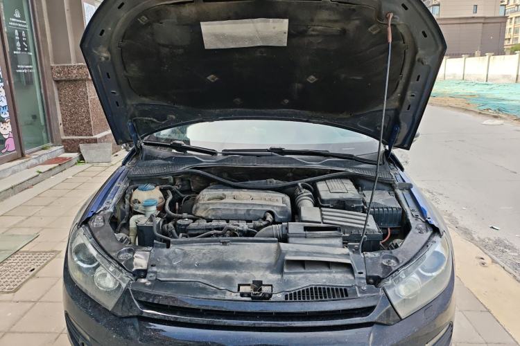 Used Volkswagen Scirocco  Engine Bay