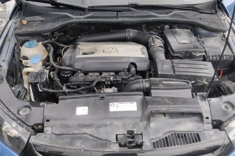 Used Volkswagen Scirocco 2011 2.0 TSI R-Line Engine Bay