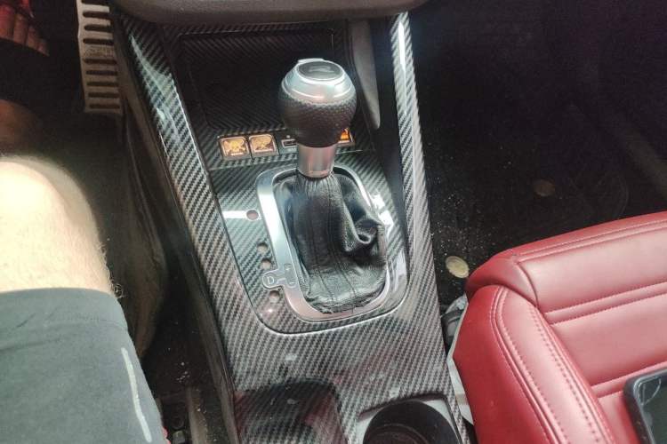 Used Volkswagen Scirocco 2011 2.0 TSI R-Line Gear Lever