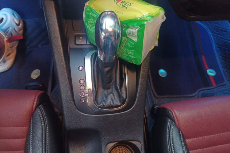 Used Volkswagen Scirocco 2011 1.4 TSI Single-Turbo Fashion Edition Gear Lever