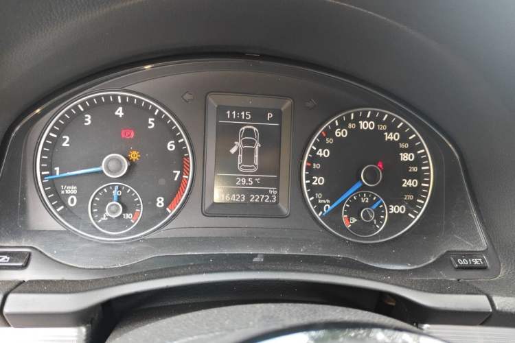 Used Volkswagen Scirocco 2011 R 2.0TSI Instrument Cluster