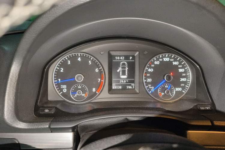 Used Volkswagen Scirocco 2011 R 2.0TSI Instrument Cluster
