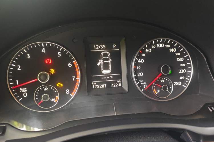Used Volkswagen Scirocco 2011 2.0 TSI Luxury Edition Instrument Cluster