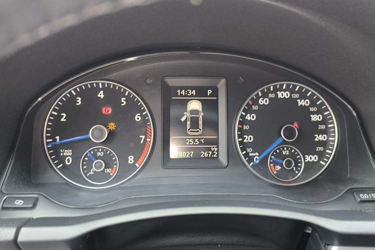Used Volkswagen Scirocco 2011 R 2.0TSI Instrument Cluster