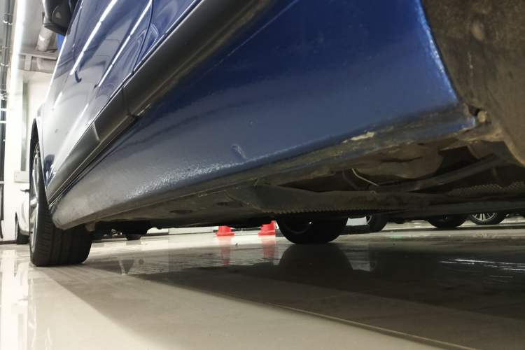 Used Volkswagen Scirocco 2011 2.0 TSI Luxury Edition Left Side Sill
