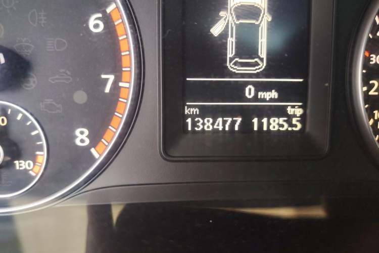 Used Volkswagen Scirocco 2011 2.0 TSI Luxury Edition Odometer Close Up