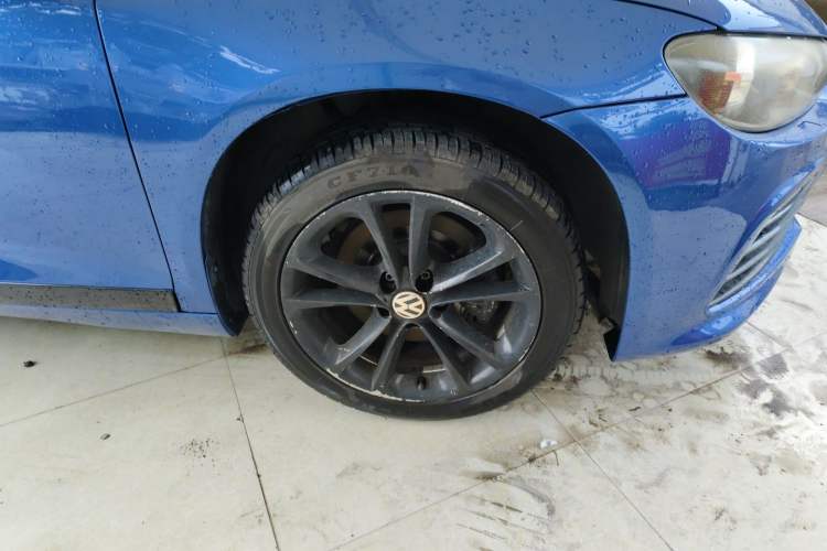 Used Volkswagen Scirocco 2011 2.0 TSI Luxury Edition Right Front Wheel Hub