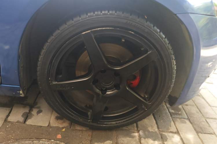 Used Volkswagen Scirocco 2011 2.0 TSI Luxury Edition Right Front Wheel Hub
