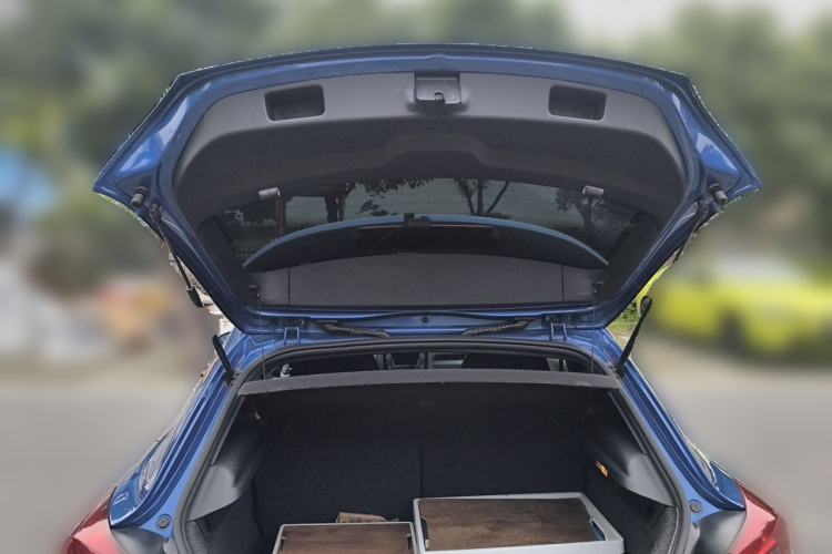 Used Volkswagen Scirocco 2011 R 2.0TSI Trunk