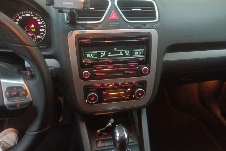 Used Volkswagen Scirocco 2011 2.0 TSI R-Line Audio And AC Panel