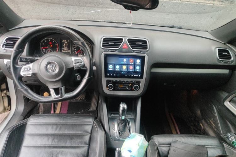 Used Volkswagen Scirocco 2011 2.0 TSI Luxury Edition Center Console