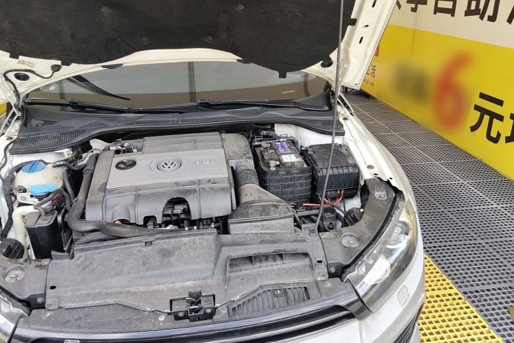 Used Volkswagen Scirocco 2011 R 2.0TSI Engine Bay Left