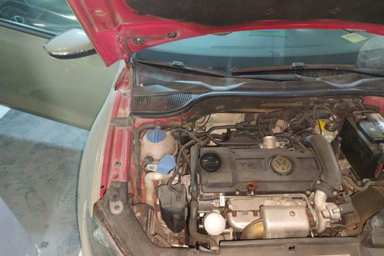 Used Volkswagen Scirocco 2011 1.4 TSI Single-Turbo Fashion Edition Engine Bay Right