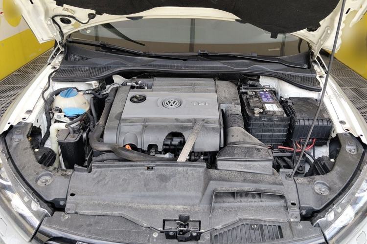 Used Volkswagen Scirocco 2011 R 2.0TSI Engine Bay