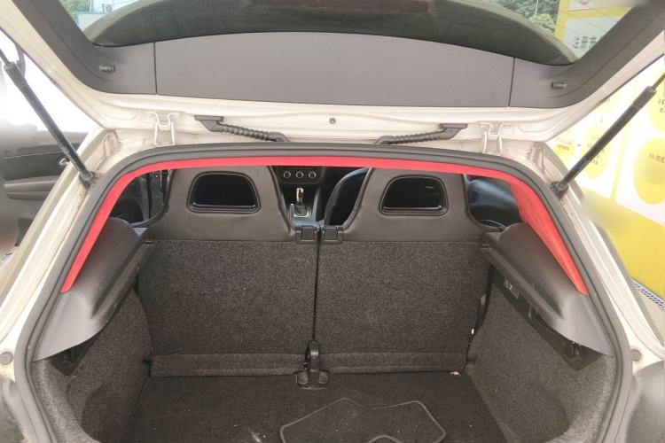 Used Volkswagen Scirocco 2011 R 2.0TSI Trunk