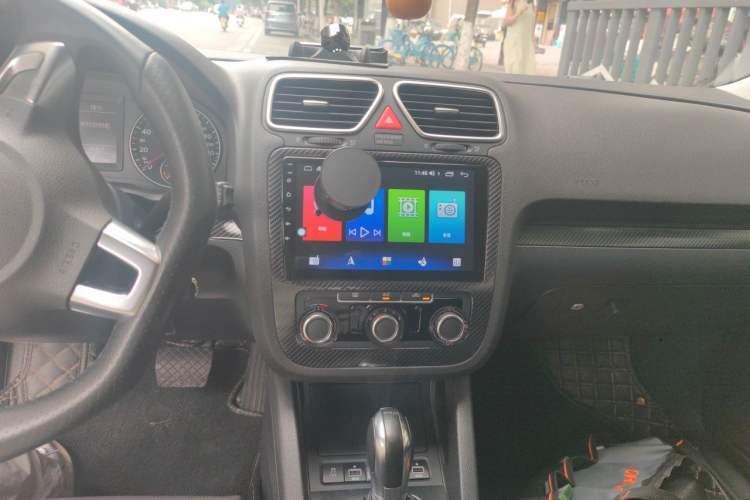 Used Volkswagen Scirocco 2011 1.4 TSI Single-Turbo Fashion Edition Audio And AC Panel