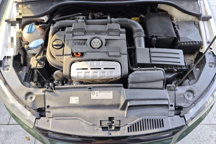 Used Volkswagen Scirocco 2011 1.4 TSI Comfort Edition Engine Bay
