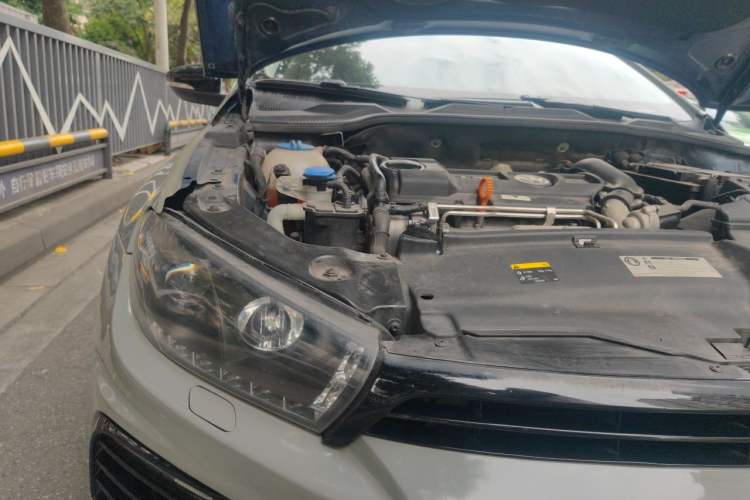 Used Volkswagen Scirocco 2011 1.4 TSI Single-Turbo Fashion Edition Engine Bay Right