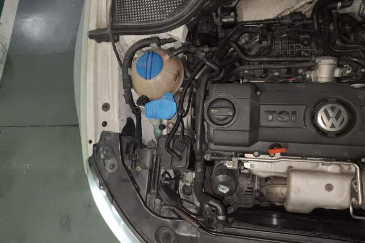 Used Volkswagen Scirocco 2011 1.4 TSI Single-Turbo Fashion Edition Engine Bay Right