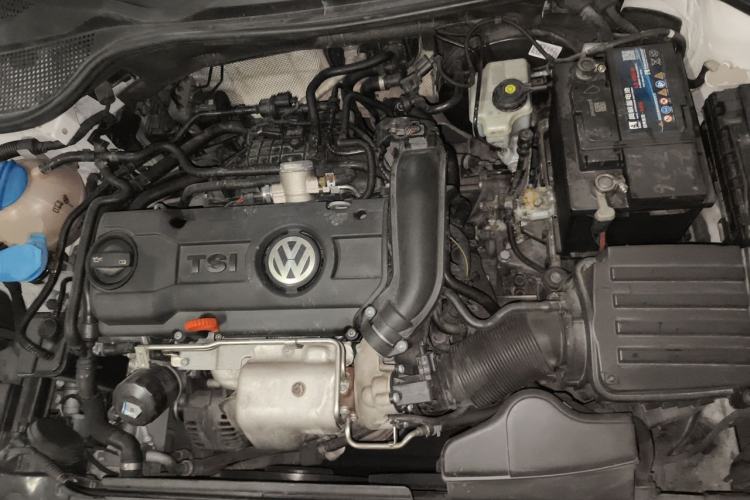 Used Volkswagen Scirocco 2011 1.4 TSI Single-Turbo Fashion Edition Engine Bay