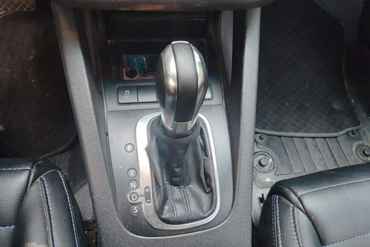 Used Volkswagen Scirocco 2011 1.4 TSI Single-Turbo Fashion Edition Gear Lever