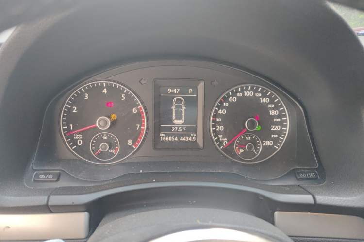Used Volkswagen Scirocco 2011 1.4 TSI Single-Turbo Fashion Edition Instrument Cluster