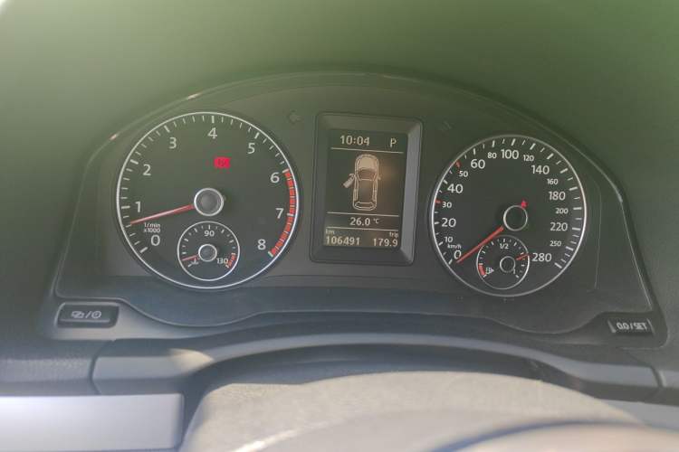 Used Volkswagen Scirocco 2011 1.4 TSI Single-Turbo Fashion Edition Instrument Cluster